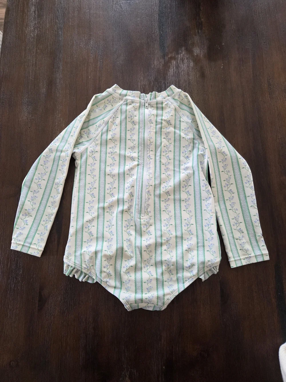 Edgehill Collection long sleeve